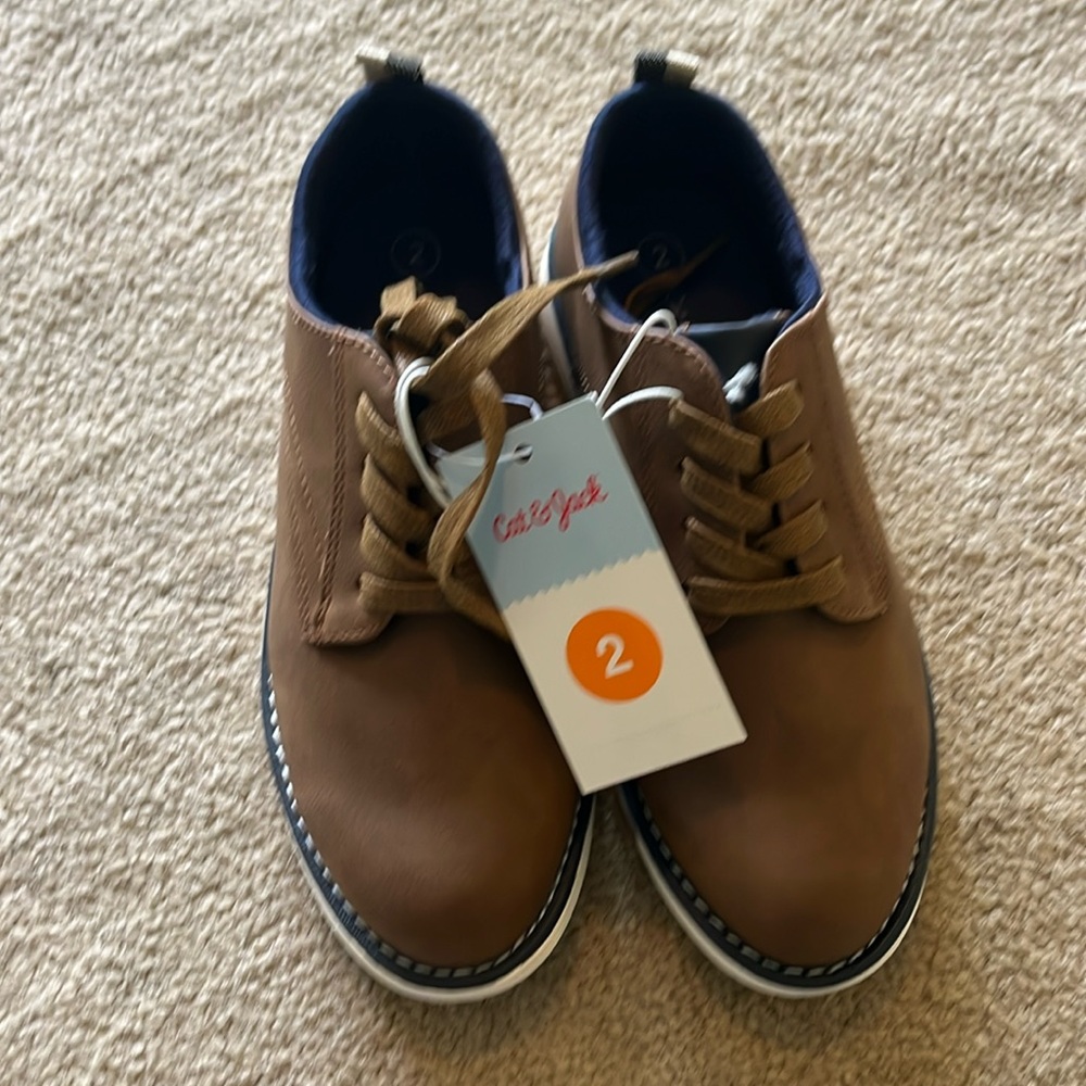 NWT Cat and Jack brown boys dress shoes size 2